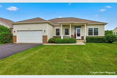 1004 Monroe Avenue, McHenry, IL 60050 - Photo 1