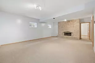 408 Siesta Dr, New Lenox, IL 60451 - Photo 6