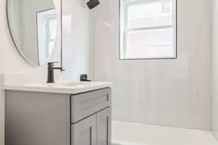 5809 N Rogers Ave, Chicago, IL 60646 - Photo 14