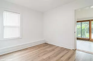 5809 N Rogers Ave, Chicago, IL 60646 - Photo 10
