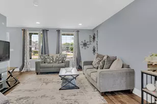 373 Lakewood Blvd, Park Forest, IL 60466 - Photo 10