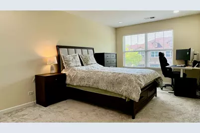1923 Byman Lane, Vernon Hills, IL 60061 - Photo 8