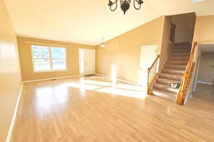 2315 N Meadows Ln, Round Lake Beach, IL 60073 - Photo 4