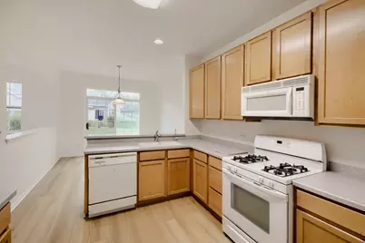 21422 Mays Lake Drive, Crest Hill, IL 60403 - Photo 12