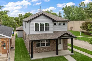 7630 W 66th St, Bedford Park, IL 60501 - Photo 2