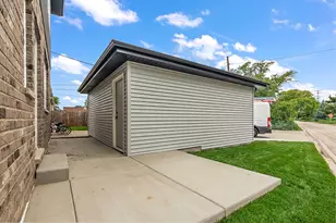 7630 W 66th St, Bedford Park, IL 60501 - Photo 38