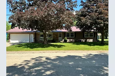 802 Glenwood Drive, Morrison, IL 61270 - Photo 1