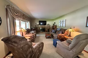 802 Glenwood Dr, Morrison, IL 61270 - Photo 2