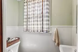 7256 W Thorndale Ave, Chicago, IL 60631 - Photo 14