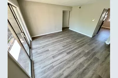 5849 S Francisco Avenue #2A, Chicago, IL 60629 - Photo 4