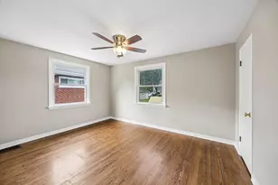 4612 Grove Ave, Forest View, IL 60402 - Photo 12