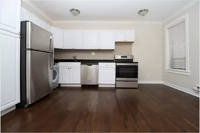 3345 N Marshfield Avenue #307, Chicago, IL 60657 - Photo 4