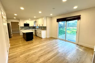 1398 E Gartner Rd, Naperville, IL 60540 - Photo 10