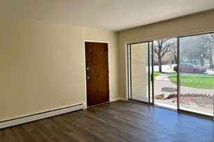 5849 S Francisco Ave, Chicago, IL 60629 - Photo 2