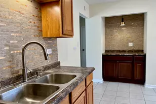 5849 S Francisco Ave, Chicago, IL 60629 - Photo 6
