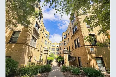 7351 N Damen Avenue #19, Chicago, IL 60645 - Photo 1
