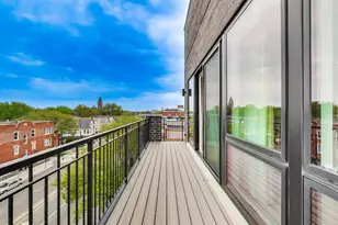 5042 N Western Ave, Chicago, IL 60625 - Photo 8