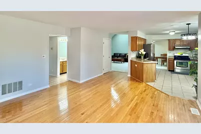 1582 Hinterlong Lane, Naperville, IL 60563 - Photo 16
