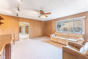 3835 W Jarlath St, Lincolnwood, IL 60712 - Photo 8