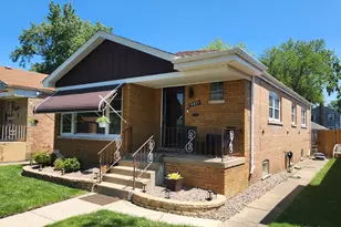 13821 S Tracy Ave, Riverdale, IL 60827 - Photo 2