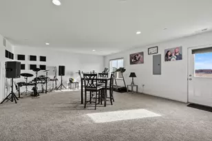 1016 Gillespie Ln, Yorkville, IL 60560 - Photo 20