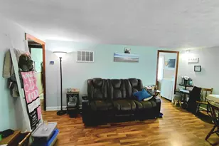 415 S Van Buren St, Batavia, IL 60510 - Photo 10