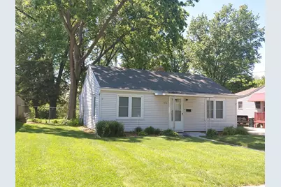 415 S Van Buren Street, Batavia, IL 60510 - Photo 2
