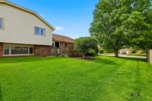 15333 Yorkshire Ln, Orland Park, IL 60462 - Photo 26