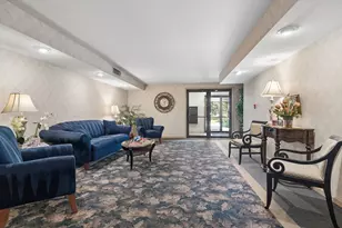7510 Farmingdale Dr, Darien, IL 60561 - Photo 6
