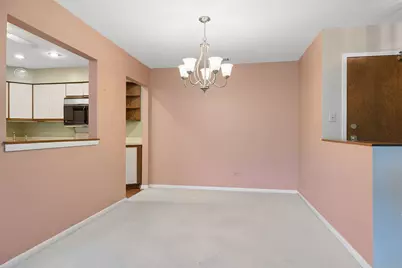 7510 Farmingdale Drive #304, Darien, IL 60561 - Photo 10