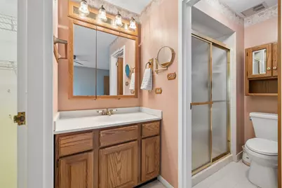 7510 Farmingdale Drive #304, Darien, IL 60561 - Photo 12