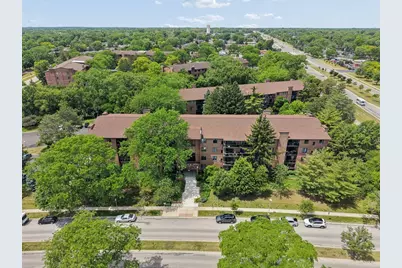 7510 Farmingdale Drive #304, Darien, IL 60561 - Photo 18