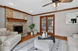 154 N Buckingham Dr, Sugar Grove, IL 60554 - Photo 16