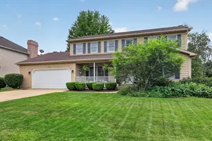154 N Buckingham Dr, Sugar Grove, IL 60554 - Photo 1