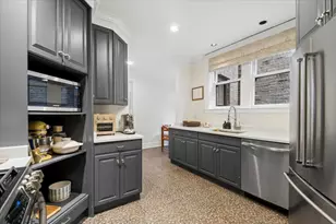 507 W Briar Pl, Chicago, IL 60657 - Photo 6