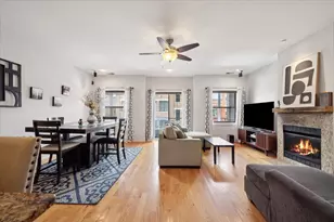 1909 W North Ave, Chicago, IL 60622 - Photo 2