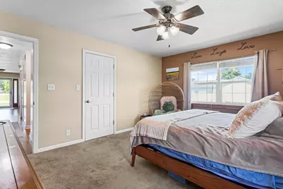 309 S High Street, Fairmount, IL 61841 - Photo 18