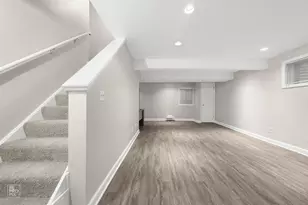 83 Plymouth Ct, Aurora, IL 60504 - Photo 18