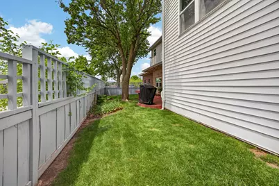 21 Berenz Place, Bloomington, IL 61701 - Photo 30