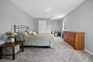 21 Berenz Pl, Bloomington, IL 61701 - Photo 18