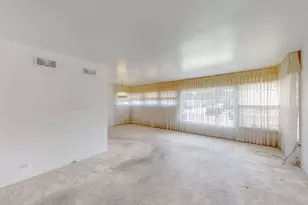 2816 W Bryn Mawr Ave, Chicago, IL 60659 - Photo 8