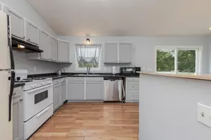 1301 W Indian Dr, Pontiac, IL 61764 - Photo 10