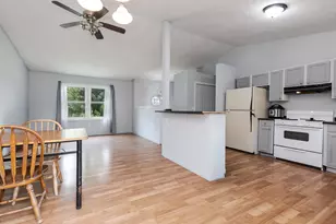 1301 W Indian Dr, Pontiac, IL 61764 - Photo 8