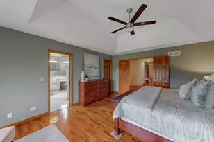 2361 Legacy Dr, Aurora, IL 60502 - Photo 18