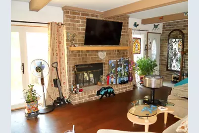 108 Kenneth Circle, Elgin, IL 60120 - Photo 6