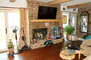 108 Kenneth Cir, Elgin, IL 60120 - Photo 6