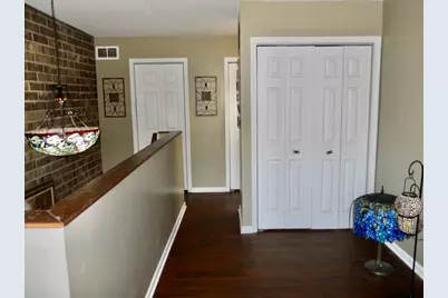 108 Kenneth Circle, Elgin, IL 60120 - Photo 12