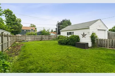 1166 Webster Lane, Des Plaines, IL 60016 - Photo 16