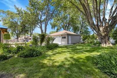 7924 74th Place, Bridgeview, IL 60455 - Photo 16