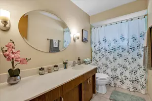 7924 74th Pl, Bridgeview, IL 60455 - Photo 10
